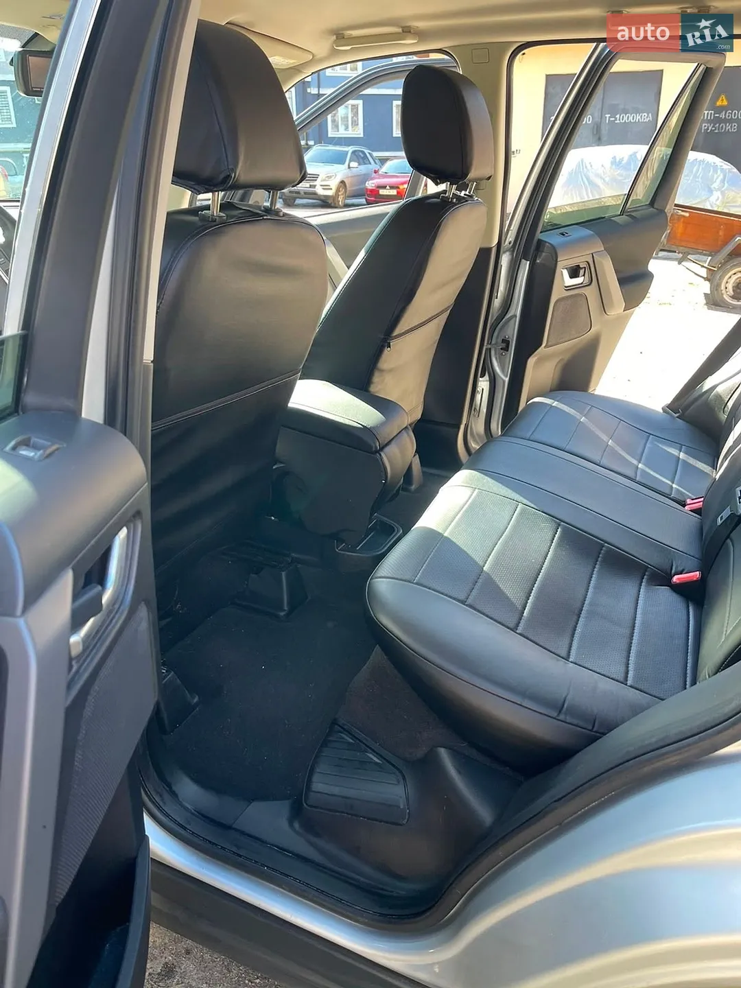 2010 Land Rover Freelander - мініатюра 22