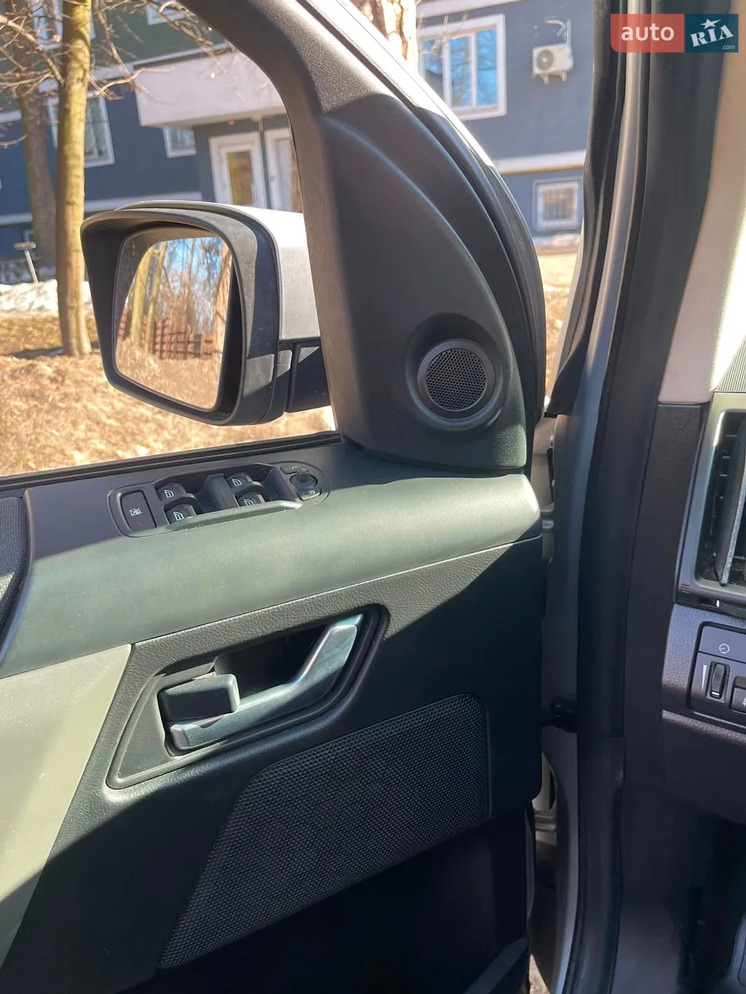 2010 Land Rover Freelander - мініатюра 29