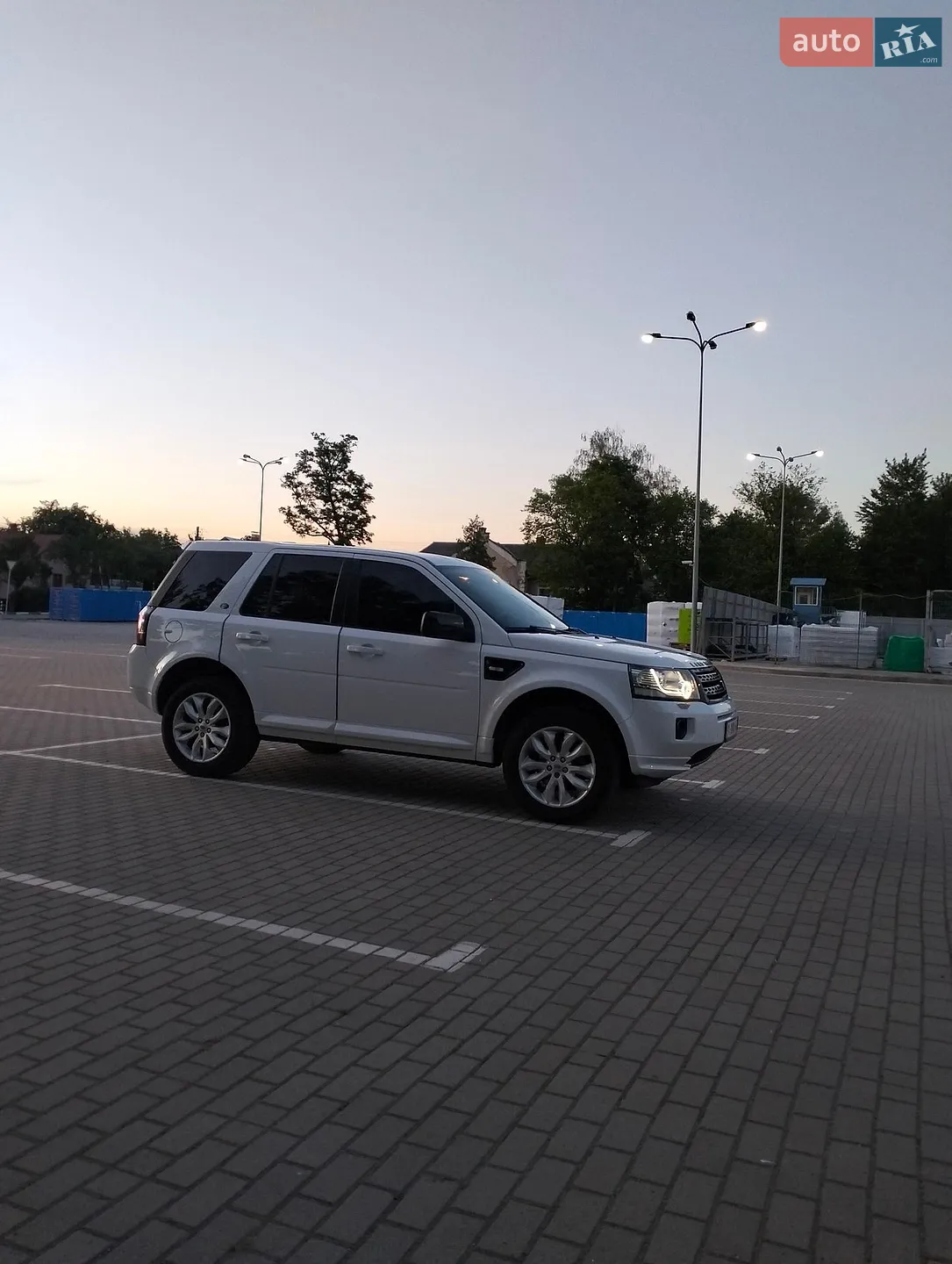 2014 Land Rover Freelander - мініатюра 21