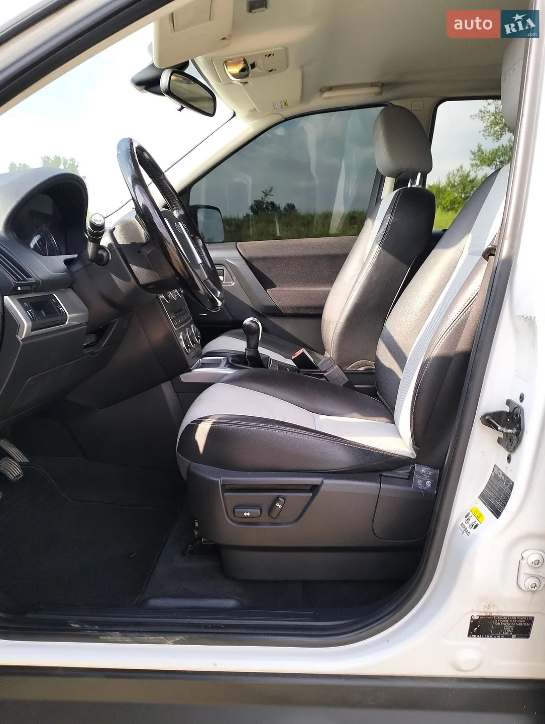 2014 Land Rover Freelander - мініатюра 42