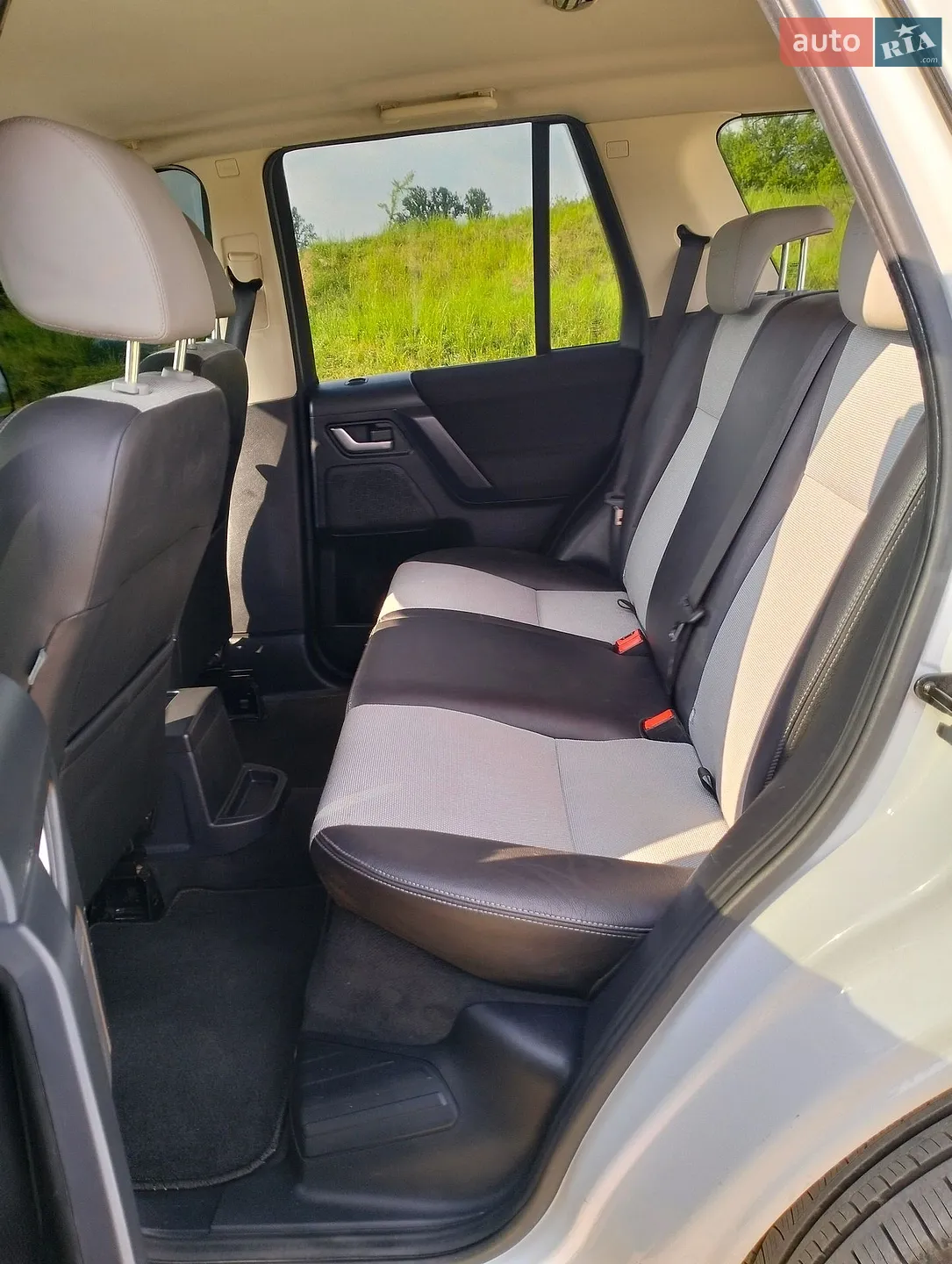 2014 Land Rover Freelander - мініатюра 52