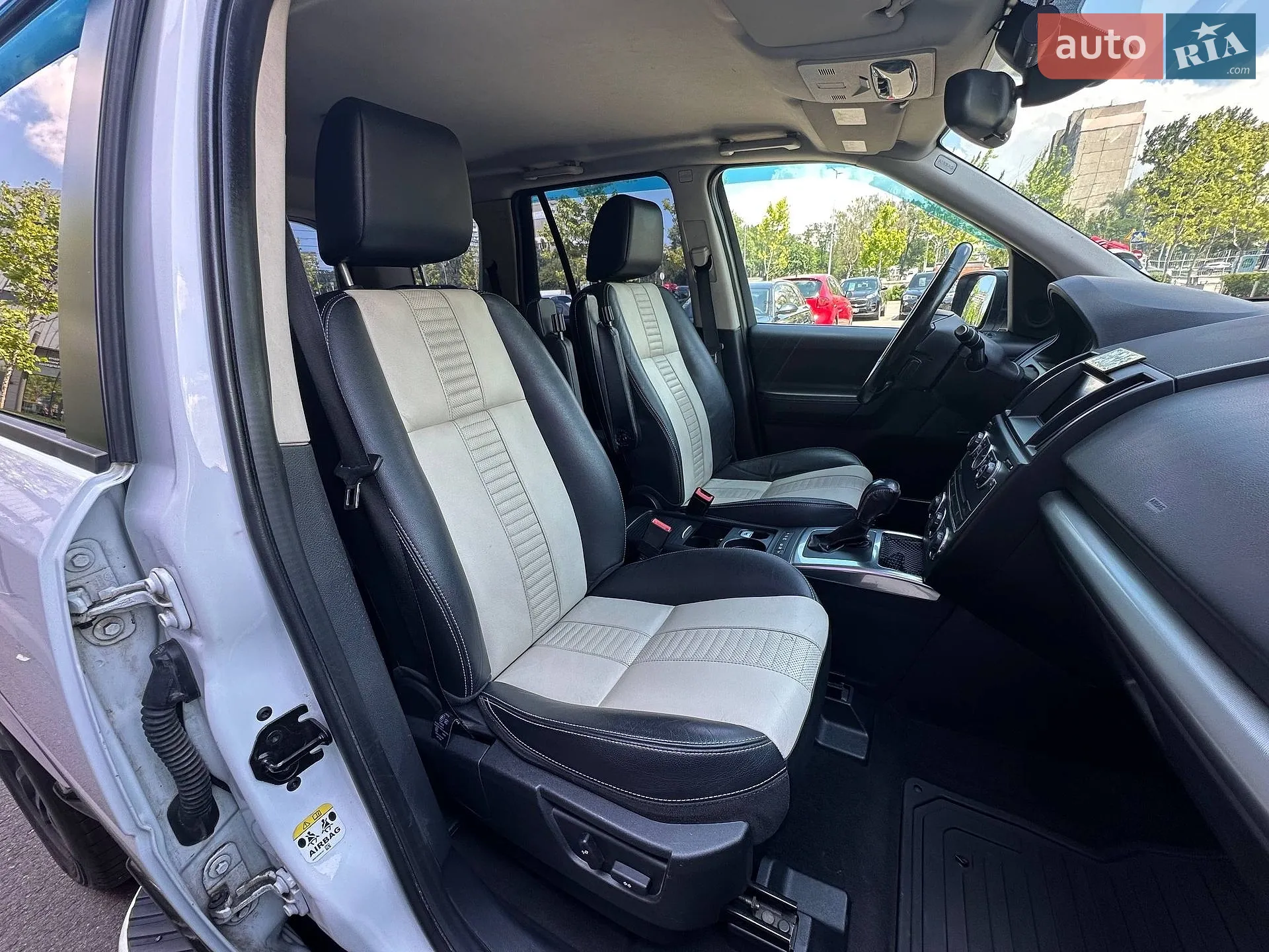 2013 Land Rover Freelander - мініатюра 9