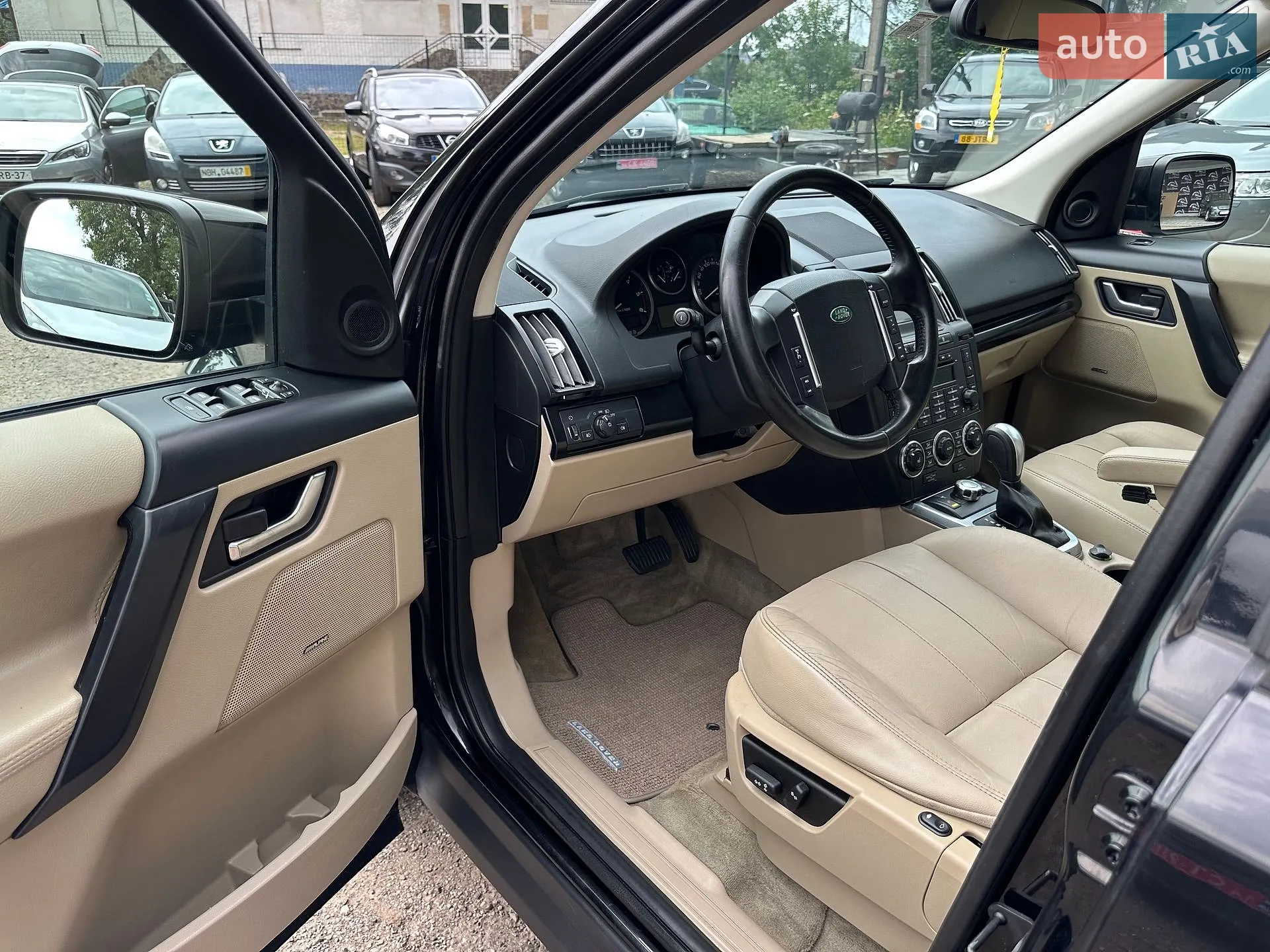 2012 Land Rover Freelander - мініатюра 28