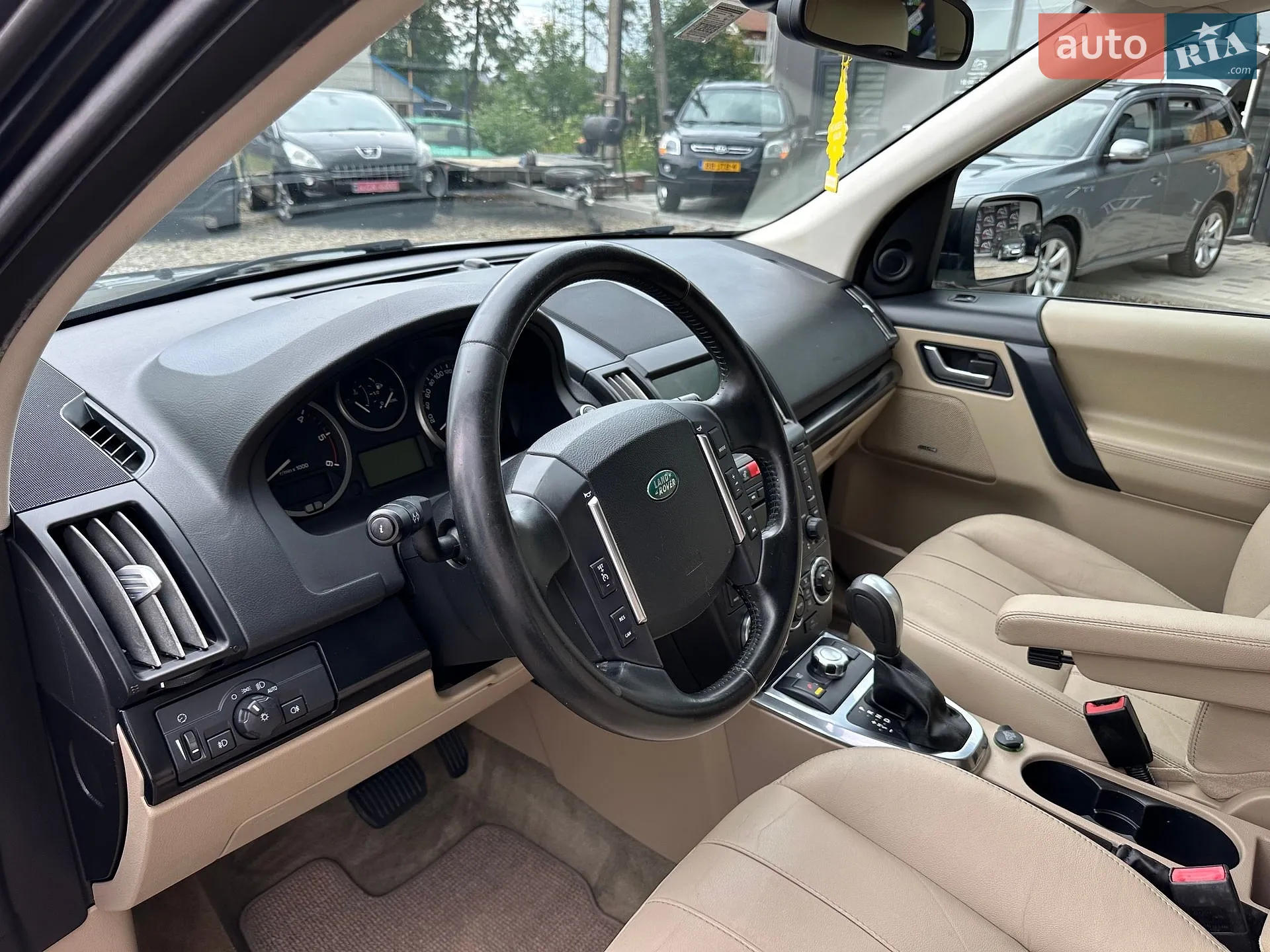 2012 Land Rover Freelander - мініатюра 30