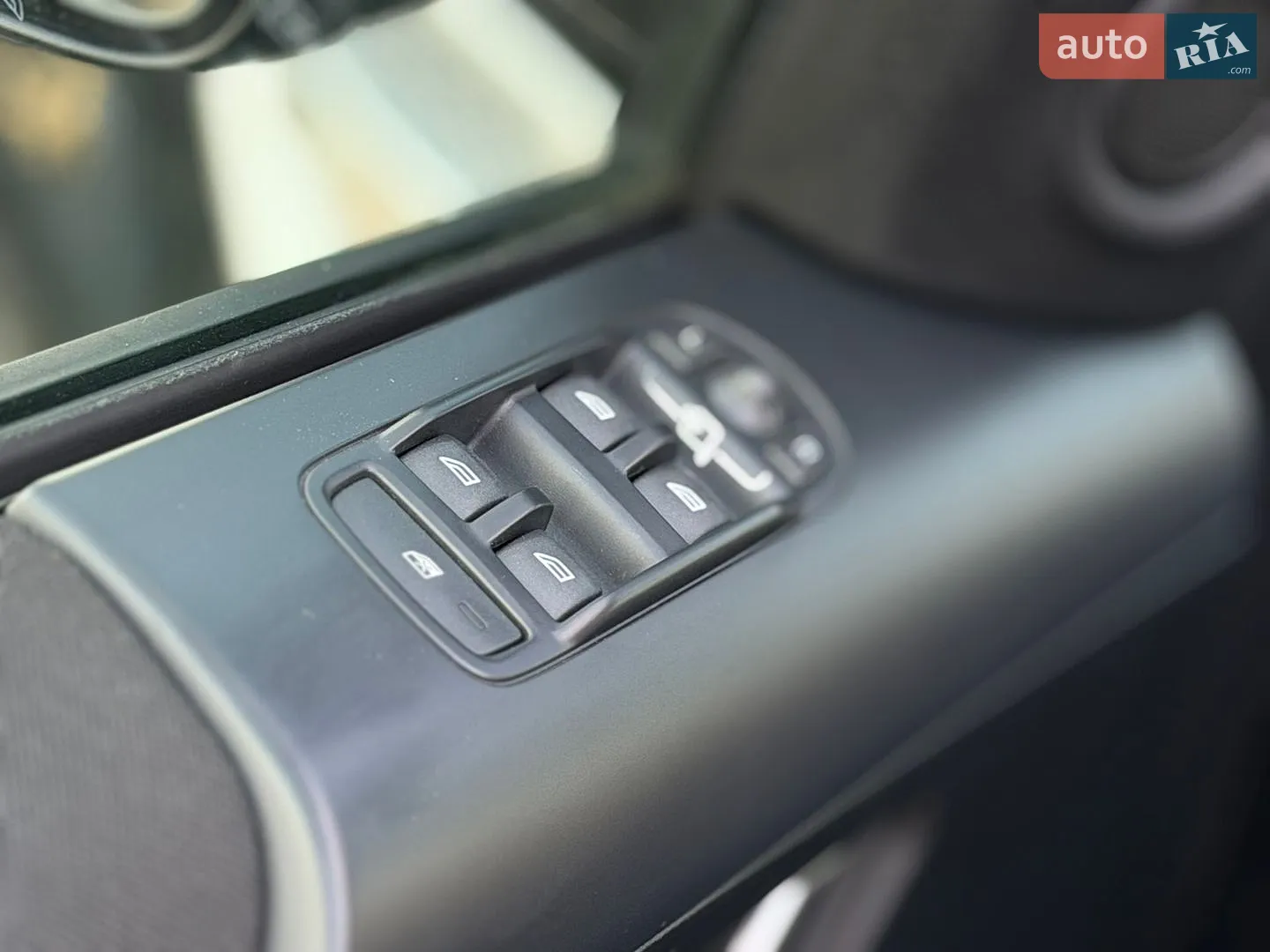 2012 Land Rover Freelander - мініатюра 18