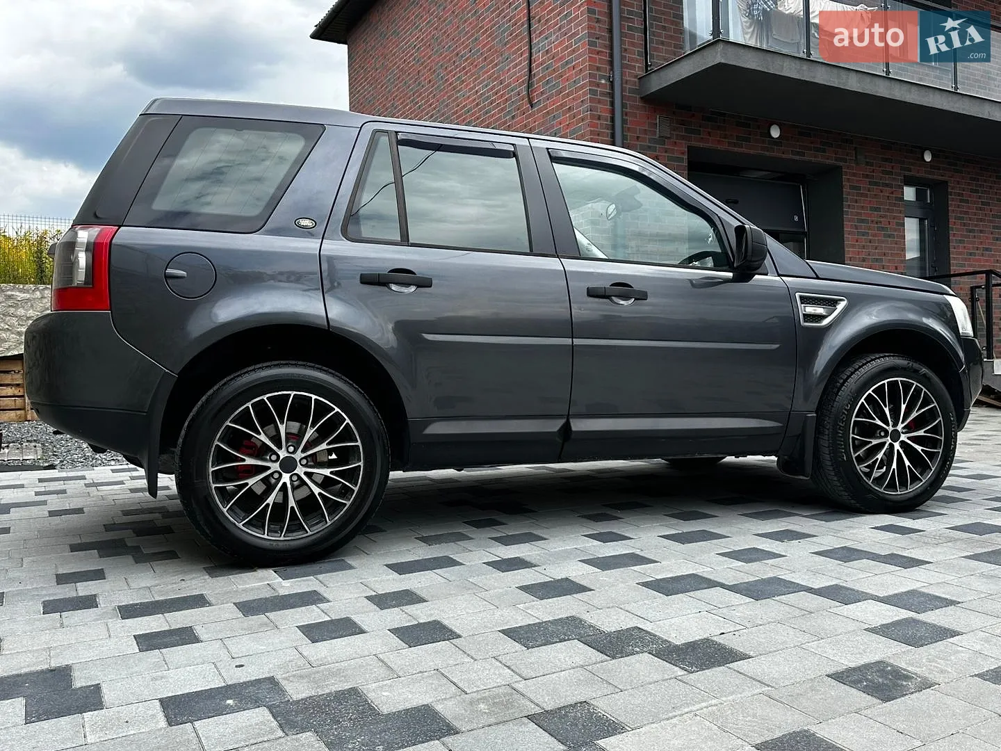 2010 Land Rover Freelander - мініатюра 15