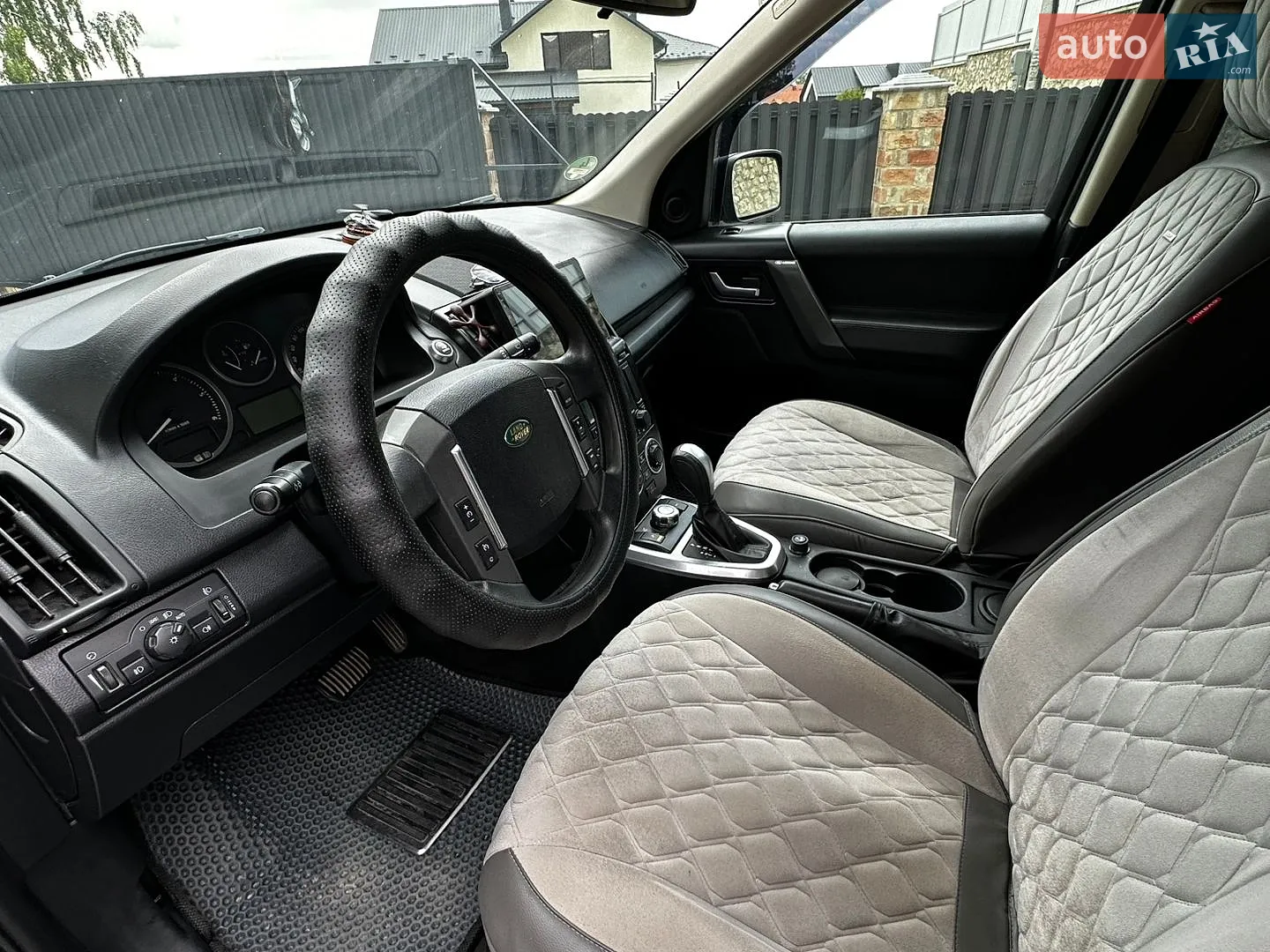 2010 Land Rover Freelander - мініатюра 24