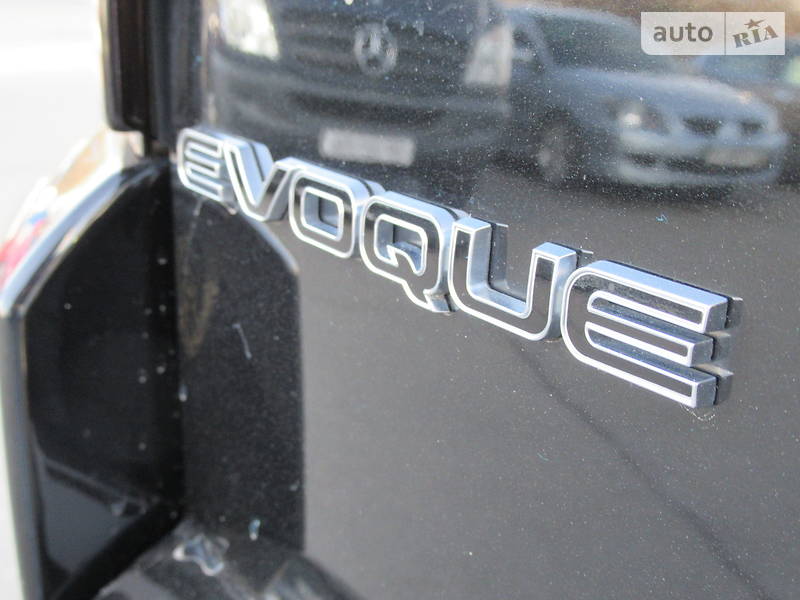 Внедорожник / Кроссовер Land Rover Range Rover Evoque 2015 в Киеве