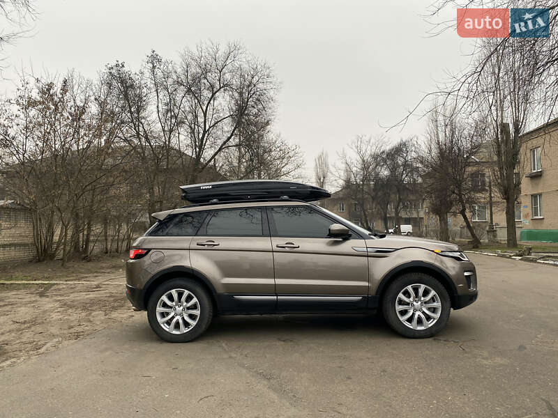 Позашляховик / Кросовер Land Rover Range Rover Evoque 2016 в Києві