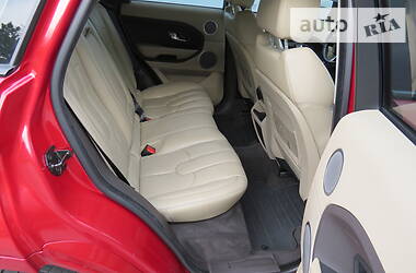 Позашляховик / Кросовер Land Rover Range Rover Evoque 2013 в 