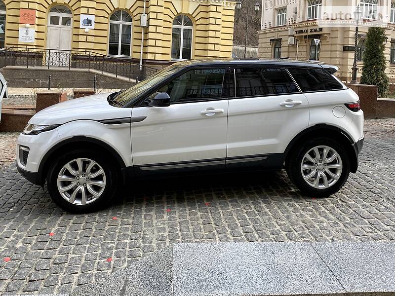 Позашляховик / Кросовер Land Rover Range Rover Evoque 2015 в 