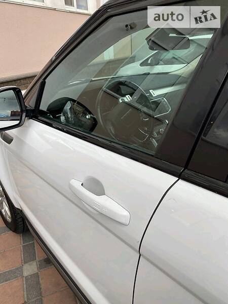 Позашляховик / Кросовер Land Rover Range Rover Evoque 2014 в Києві