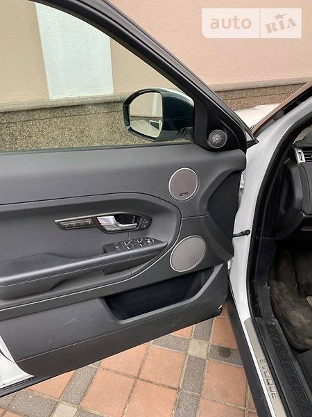 Позашляховик / Кросовер Land Rover Range Rover Evoque 2014 в Києві