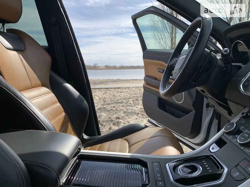 Позашляховик / Кросовер Land Rover Range Rover Evoque 2015 в Києві
