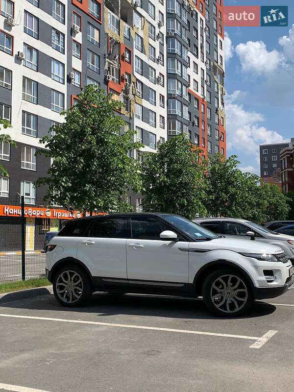 Внедорожник / Кроссовер Land Rover Range Rover Evoque 2015 в Ирпене