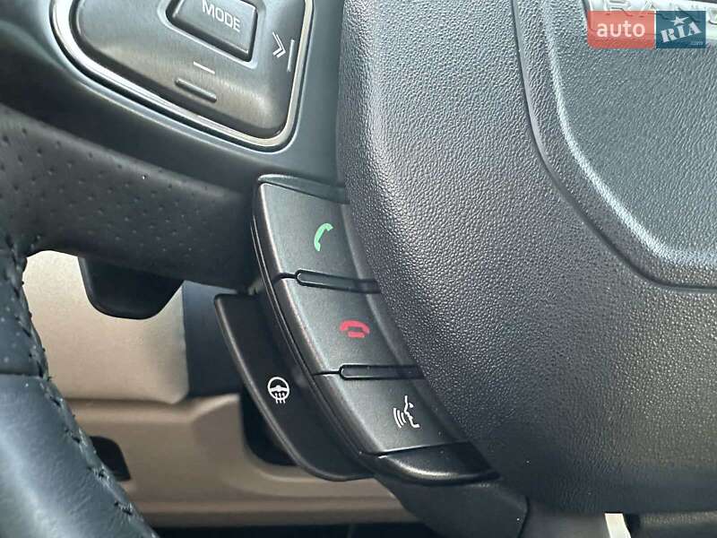 Внедорожник / Кроссовер Land Rover Range Rover Evoque 2015 в Одессе