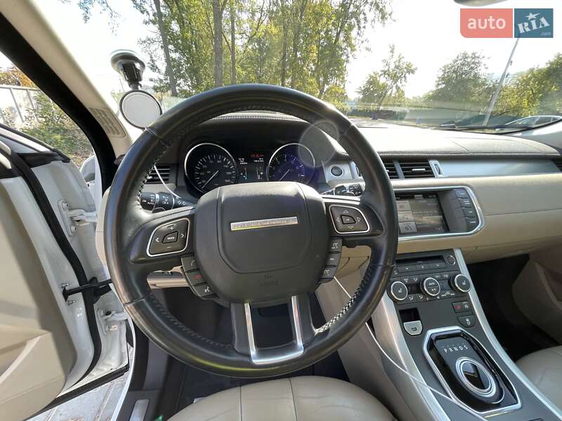 Внедорожник / Кроссовер Land Rover Range Rover Evoque 2015 в Киеве