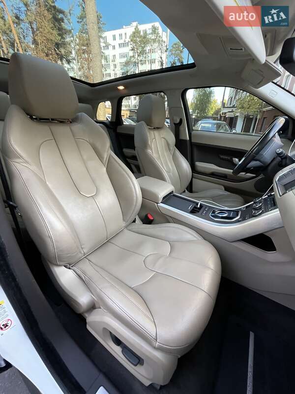 Внедорожник / Кроссовер Land Rover Range Rover Evoque 2015 в Киеве