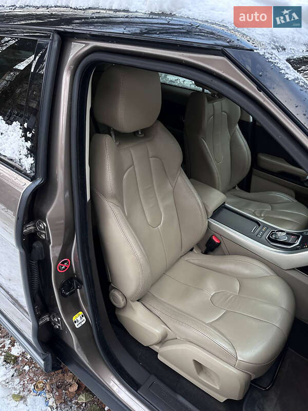 Позашляховик / Кросовер Land Rover Range Rover Evoque 2014 в Києві фото 41 Позашляховик / Кросовер Land Rover Range Rover Evoque 2014 в Києві