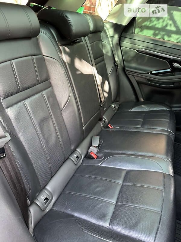 Внедорожник / Кроссовер Land Rover Range Rover Evoque 2019 в Черноморске