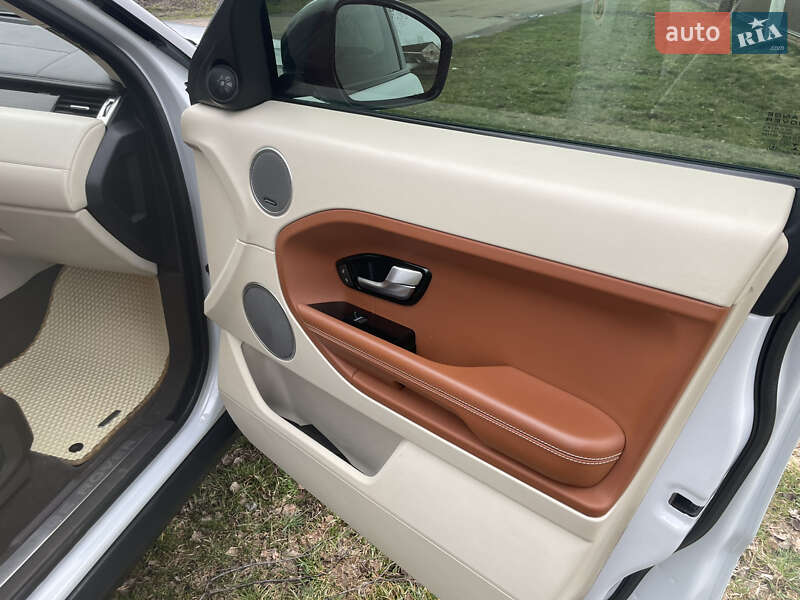 Внедорожник / Кроссовер Land Rover Range Rover Evoque 2015 в Бобровице фото 19 Внедорожник / Кроссовер Land Rover Range Rover Evoque 2015 в Бобровице