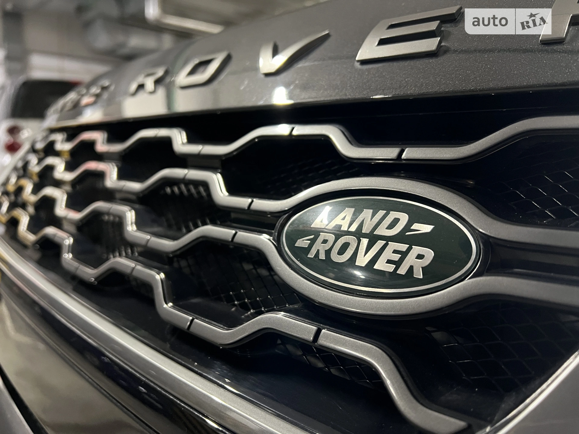 2020 Land Rover Range Rover Evoque - мініатюра 18