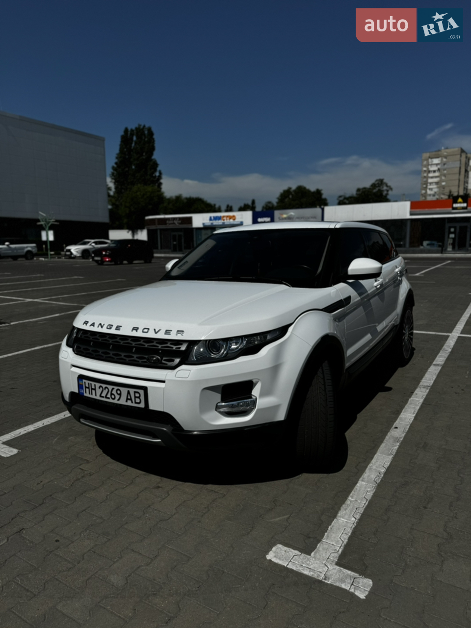 2016 Land Rover Range Rover Evoque - мініатюра 18