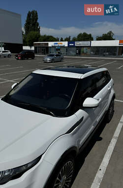 Внедорожник / Кроссовер Land Rover Range Rover Evoque 2015 в 