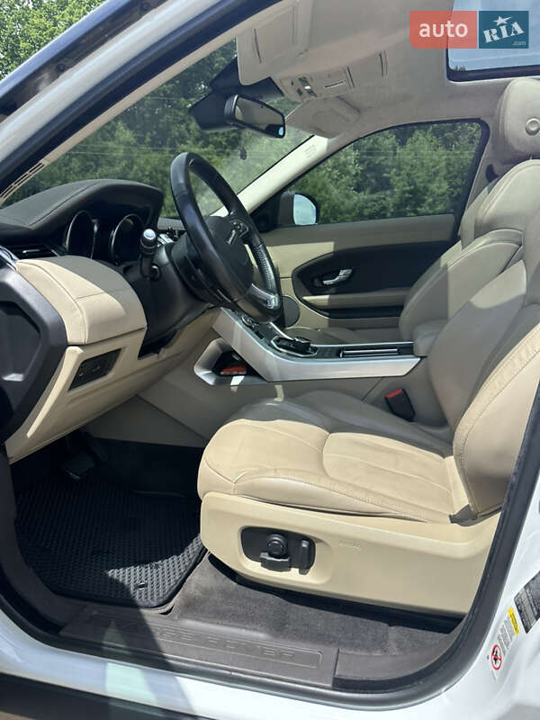 Внедорожник / Кроссовер Land Rover Range Rover Evoque 2016 в Черновцах