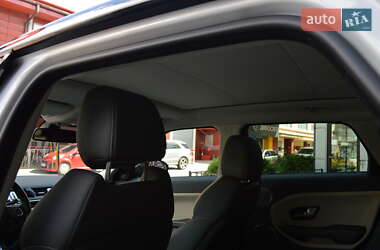 Внедорожник / Кроссовер Land Rover Range Rover Evoque 2015 в 