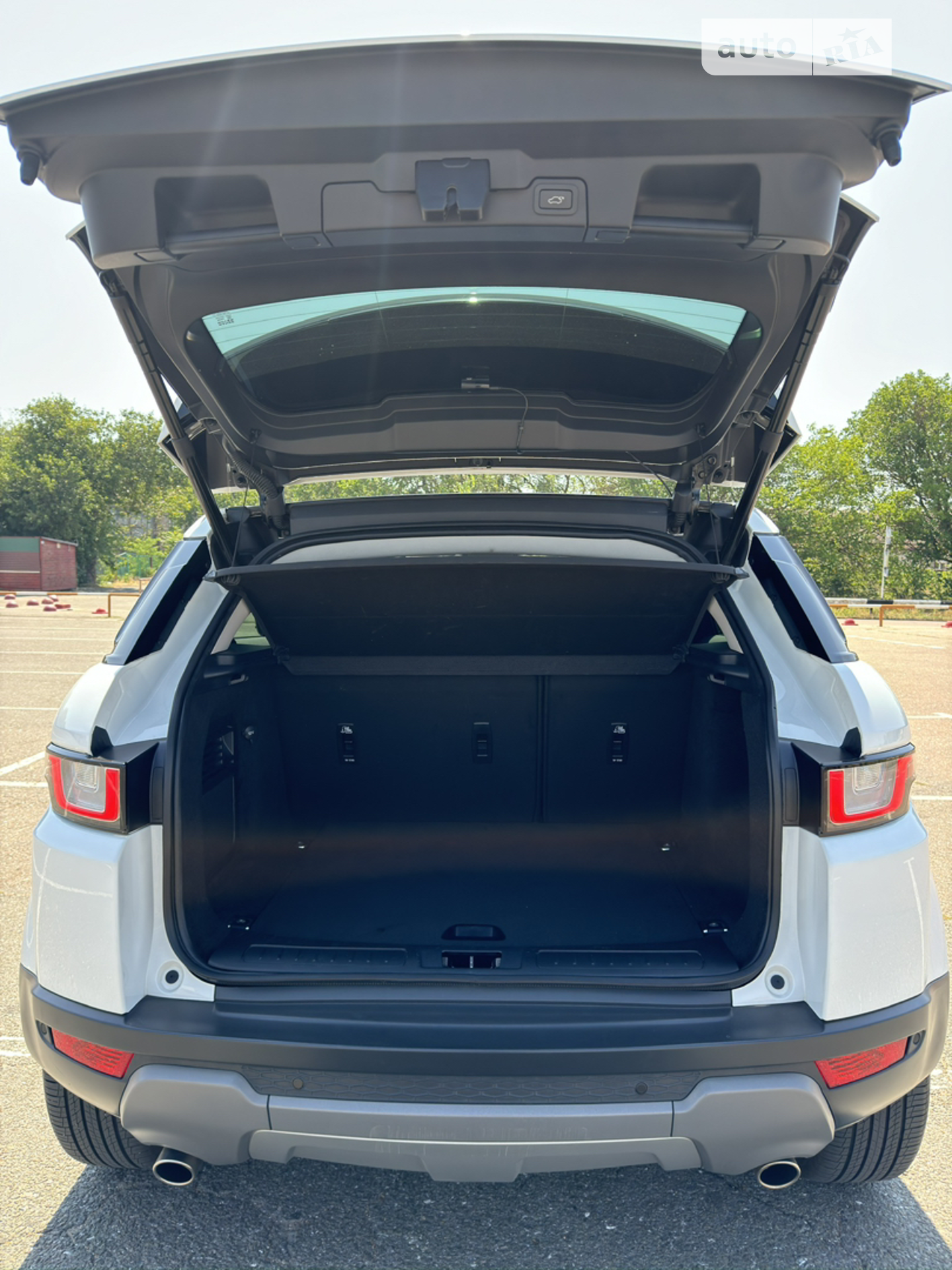 2016 Land Rover Range Rover Evoque - мініатюра 17