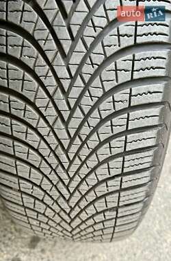 Позашляховик / Кросовер Land Rover Range Rover Evoque 2011 в 