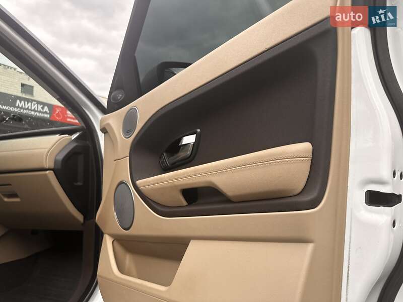 Внедорожник / Кроссовер Land Rover Range Rover Evoque 2013 в Киеве