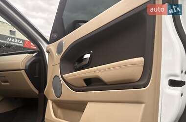 Внедорожник / Кроссовер Land Rover Range Rover Evoque 2013 в 