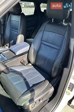 Внедорожник / Кроссовер Land Rover Range Rover Evoque 2019 в 