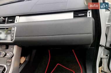 Внедорожник / Кроссовер Land Rover Range Rover Evoque 2016 в 