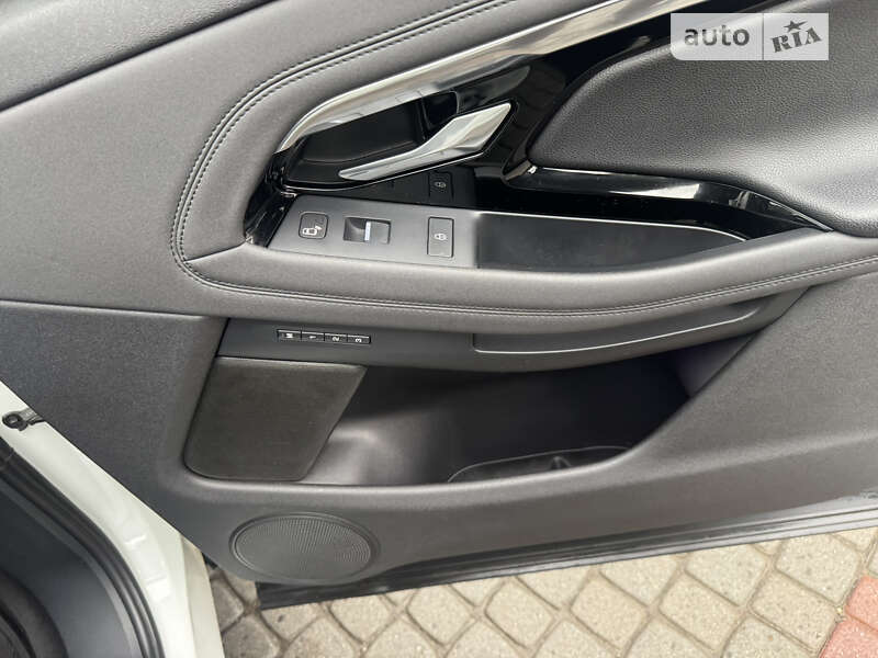 Внедорожник / Кроссовер Land Rover Range Rover Evoque 2019 в Хусте