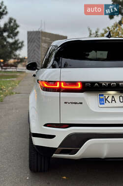 Внедорожник / Кроссовер Land Rover Range Rover Evoque 2022 в 