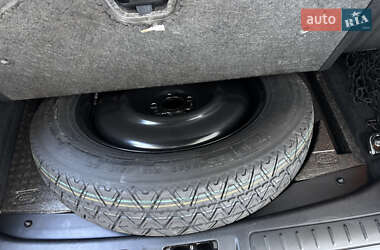 Внедорожник / Кроссовер Land Rover Range Rover Evoque 2011 в 
