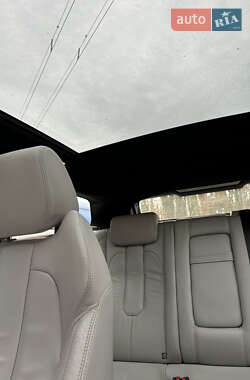 Внедорожник / Кроссовер Land Rover Range Rover Evoque 2011 в 
