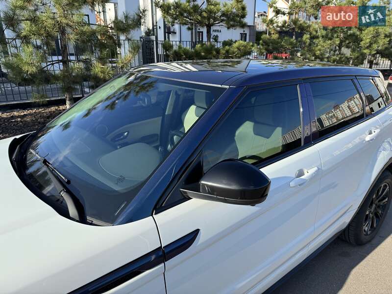 Внедорожник / Кроссовер Land Rover Range Rover Evoque 2017 в Киеве