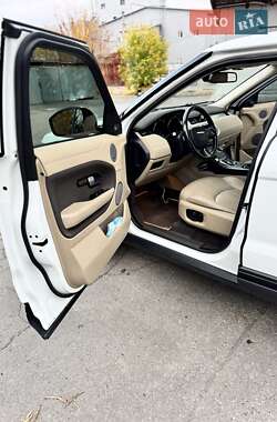 Внедорожник / Кроссовер Land Rover Range Rover Evoque 2016 в 