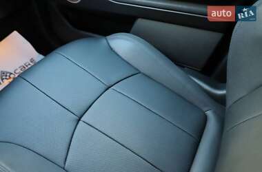 Внедорожник / Кроссовер Land Rover Range Rover Evoque 2018 в 