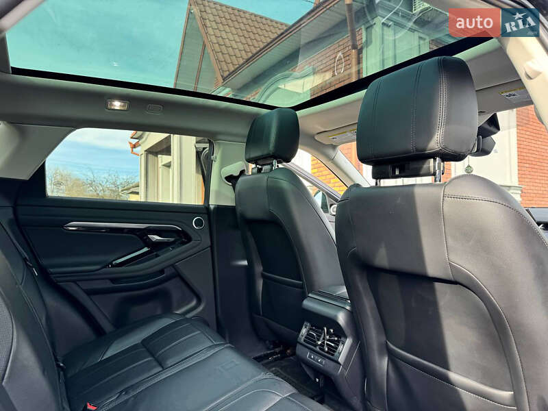Внедорожник / Кроссовер Land Rover Range Rover Evoque 2019 в Черновцах
