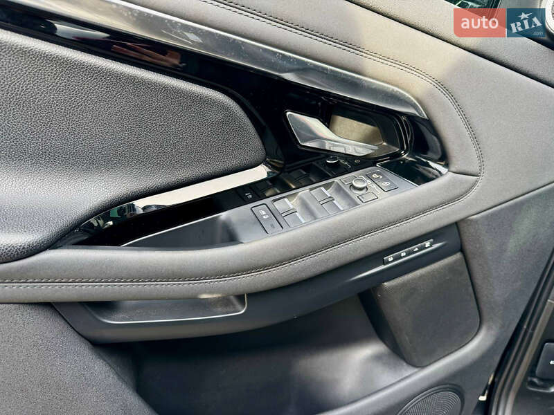 Внедорожник / Кроссовер Land Rover Range Rover Evoque 2019 в Черновцах