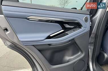 Внедорожник / Кроссовер Land Rover Range Rover Evoque 2019 в 