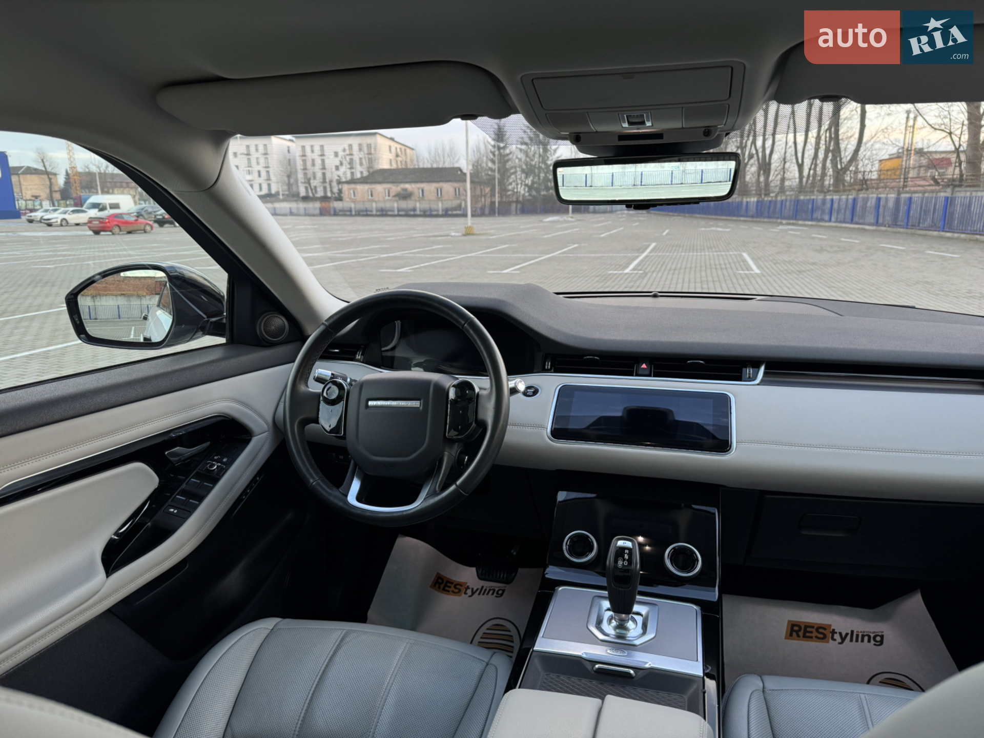 2019 Land Rover Range Rover Evoque - мініатюра 40