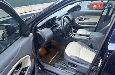 Внедорожник / Кроссовер Land Rover Range Rover Evoque 2017 в 
