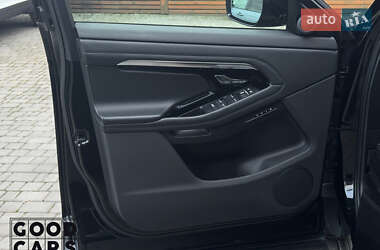 Позашляховик / Кросовер Land Rover Range Rover Evoque 2021 в 