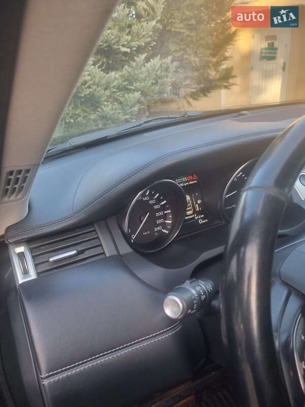 Позашляховик / Кросовер Land Rover Range Rover Evoque 2011 в Івано-Франківську